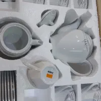 سرویس چایخوری ۱۷ پارچه ۱۰۰ تومن تخفیف خورد