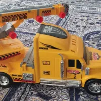 ماشین اسباب بازی جرثقیل