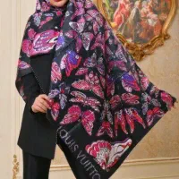 روسری|لباس|ورامین, ورامین|دیوار