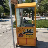 چرخ دکه فلافلی