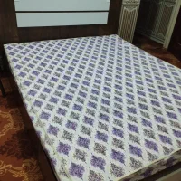 تخت دو نفره سالم و تمیز|تخت و سرویس خواب|نهاوند, |دیوار