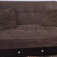 مبل چرمی و میز عسلی