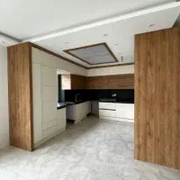 آپارتمان ۱۵۵متری طبقه۵ برکارگر