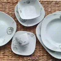 سرویس چینی ۹۰ پارچه ۱۲ نفره دسینی اصل