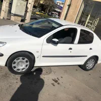 پژو۲۰۶sdV8مدل۱۳۹۶|خودرو سواری و وانت|قزوین, |دیوار