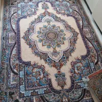 فرش ۷۰۰ شانه