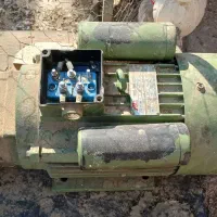 ۱۴۰۰دور تک فاز|قطعات یدکی و لوازم جانبی|کاشان, مشکات|دیوار