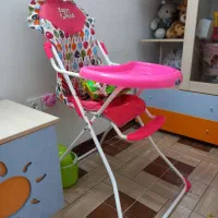 صندلیِ غذای کودک