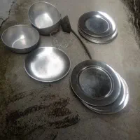 دوازده ظرف استیل و سه تا روحی و...