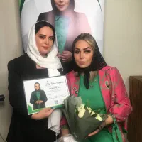 آموزش+خدمات کراتینه رنگمو ناخن میکاپ شنیون مژه