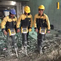 خاک برداری تخریب دیوار و بتون کنی