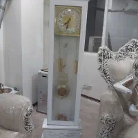ساعت ایستاده