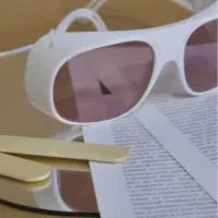 پزشک در کلینیک زیبایی