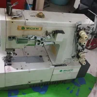 یک عدد چرخ دینام بزرگ میاندوز تمیز