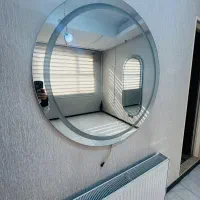 اینه گرد و قدی چراغ دار