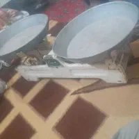 ترازو قدیمی بزرگ جنس خوب کفه فلزی|فروشگاه و مغازه|مشهد, گاز|دیوار
