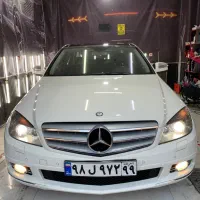 خدمات واکس و پولیش و زیبایی خودرو