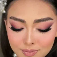 عروس و میکاپ و شینیون تخصصی و اموزش حرفه ای