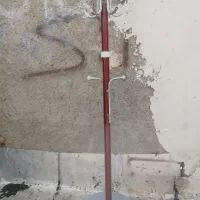 چوب لباسی ایستاده