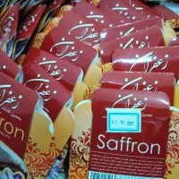 زعفران و زرشک درجه یک کاملا ارگانیک