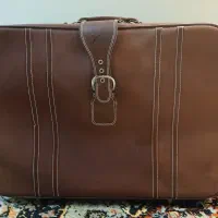 چمدان چرم امریکایی مناسب دکور سنتی