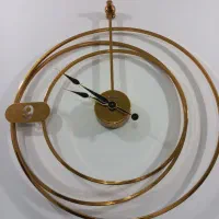 ساعت دیواری فلزی مدرن