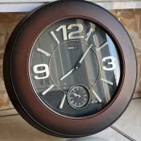 ساعت  دیواری نو سالم