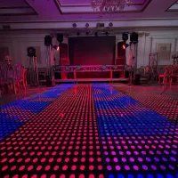 سیستم صوت، ویدئو وال، نورپردازی و استیج رقص حرفه‌ی