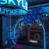 جذب سرمایه انسانی اسکای لانژ