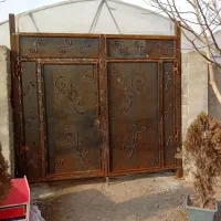 جوشکاری وآهنگری ورنگ امیزی سیاردرمحل کار