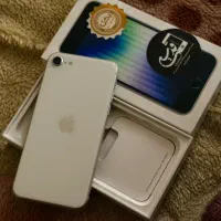 آیفون se 2022