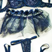 لباس شب کنجکاوی