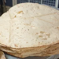 لواش تنوری و شیره انگور،کره محلی تخم مرغ محلی