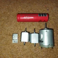 تعدادی وسایل الکترونیکی