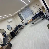 همکاری لاینهای مختلف در سالن زیبایی (دعوت)