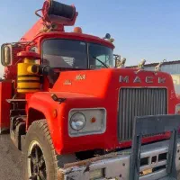 جرثقیل ماک ده چرخ