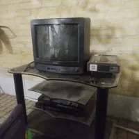 تلوزیون سالم وکوچک بامیزتلوزیون گیرنده دیجیتال|صوتی و تصویری|یزد, |دیوار