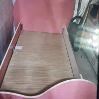 تخت کودک و نوجوان در حد نو