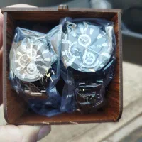 فروش دوعددساعت ست مردانه و زنانه