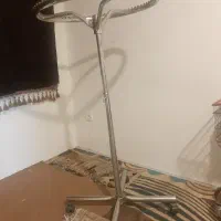 رگال چرخشی|بندرخت و رخت‌آویز|فولادشهر, مسکن مهر فولادشهر|دیوار