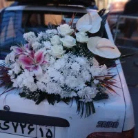 تاج گل وگل رومیزی برای مجلس خانمها