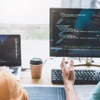 استخدام کارشناس تلفنی برای کار در شرکت اینترنتی