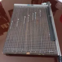 دستگاه برش کاغذ دستی