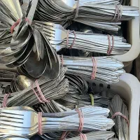 قاشق وچنگال تعداد بالا.