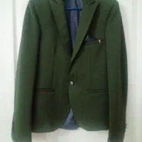 ۳ عدد کت ویک جلیقه ۶۰۰ تومان   ۱۰ تا ۱۵ سال میخوره