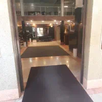 نیرو خدماتی درهتل