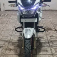 آپاچی 180