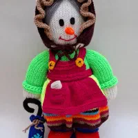 عروسک دستبافت