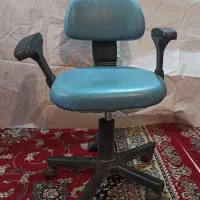 صندلی اداری و یک عدد واکر تاشو چرخ دار آلومینیومی|آرایشی، بهداشتی، درمانی|مشهد, محمدآباد|دیوار