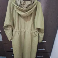 تعدادی بارانی و مانتو 40.42|لباس|فردیس, نیروگاه برق|دیوار